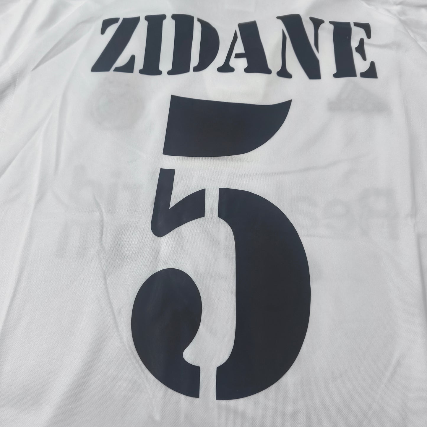Real Madrid 01-02 - Zidane